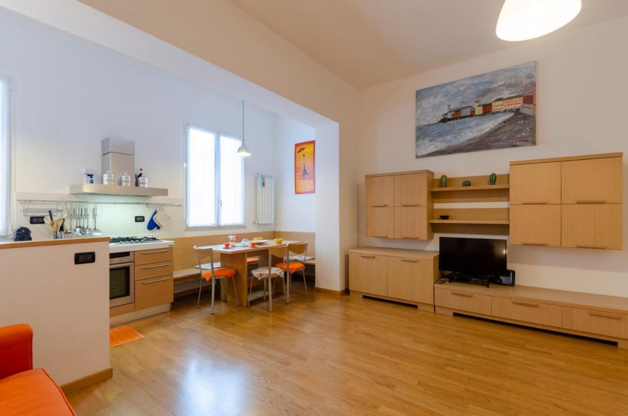 Joivy Apt For 4, Metres From Beach, In ססטרי לבאנטה מראה חיצוני תמונה