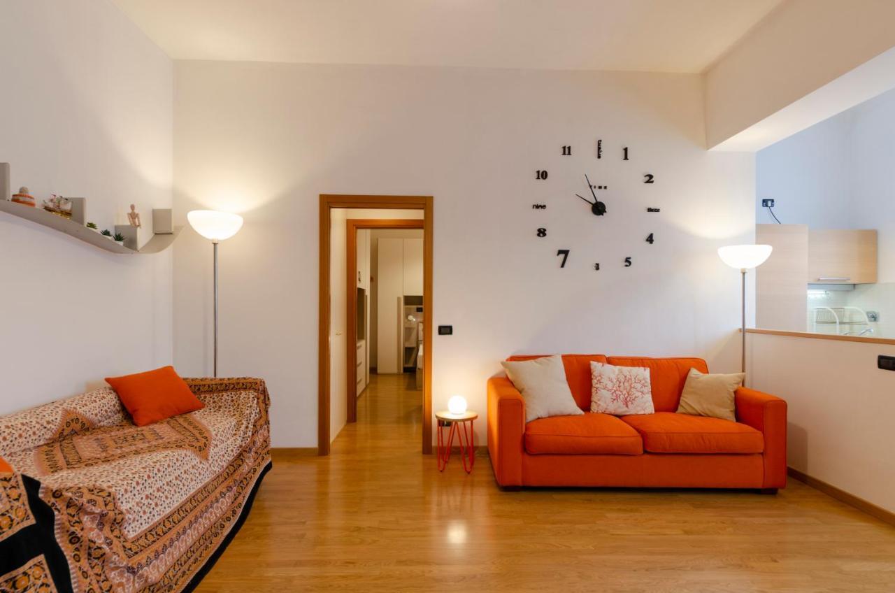 Joivy Apt For 4, Metres From Beach, In ססטרי לבאנטה מראה חיצוני תמונה